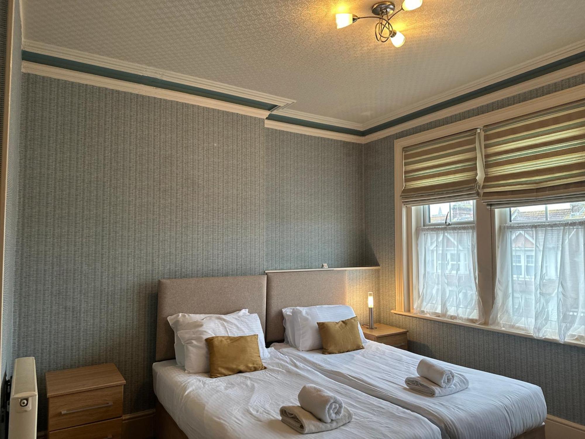 Devonia Express Hotel Eastbourne Room photo